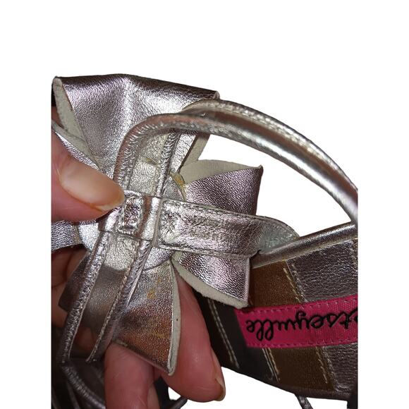 Betsey Johnson  Silver Leather heels bow accent clear heels and straps sz 6 - Picture 5 of 8